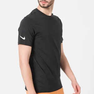 T-shirt nike nera - cz0881 010